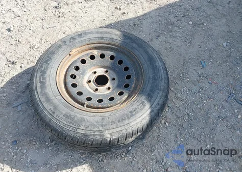 2010 Chevrolet Silverado 1500 Ls z USA, uszkodzony, nr VIN 1GCSCREA9AZ180226